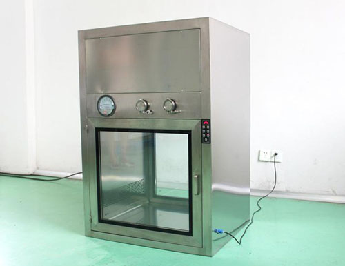 自凈式傳遞窗用于潔凈車間、微細科技、生物實驗室、制藥廠、醫院、食品加工業、LCD、電子廠等等一切需要空氣凈化的場所都需要用到傳遞窗等等