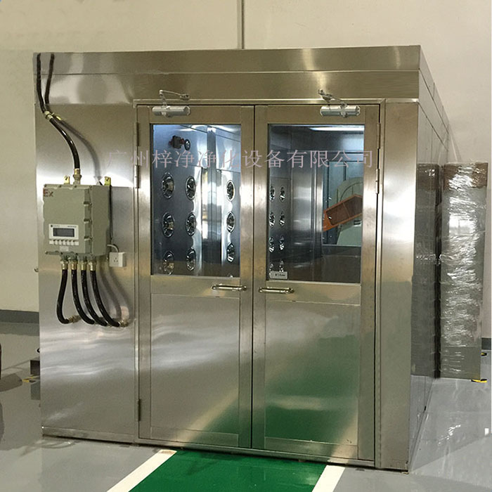 防爆風(fēng)淋室電箱安裝(電箱可以按用戶(hù)要求位置安裝) 防爆風(fēng)淋室電箱安裝(電箱可以按用戶(hù)要求位置安裝)