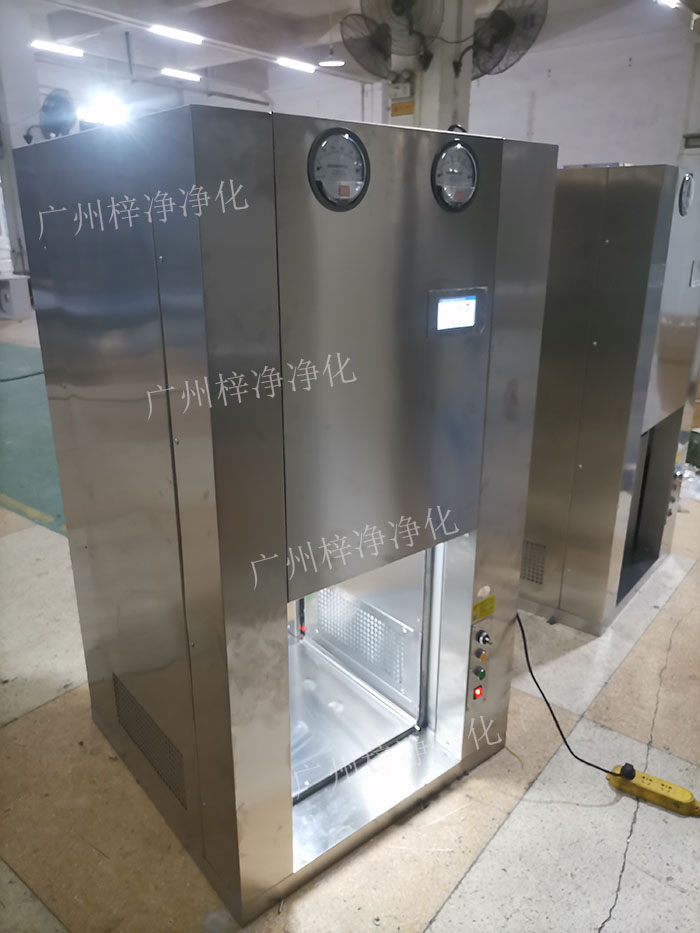 當傳遞窗與機器人連接時,機器人可以自動從傳遞窗中取出或放入物料,實現(xiàn)物料的自動傳遞。 當傳遞窗與機器人連接時,機器人可以自動從傳遞窗中取出或放入物料,實現(xiàn)物料的自動傳遞。